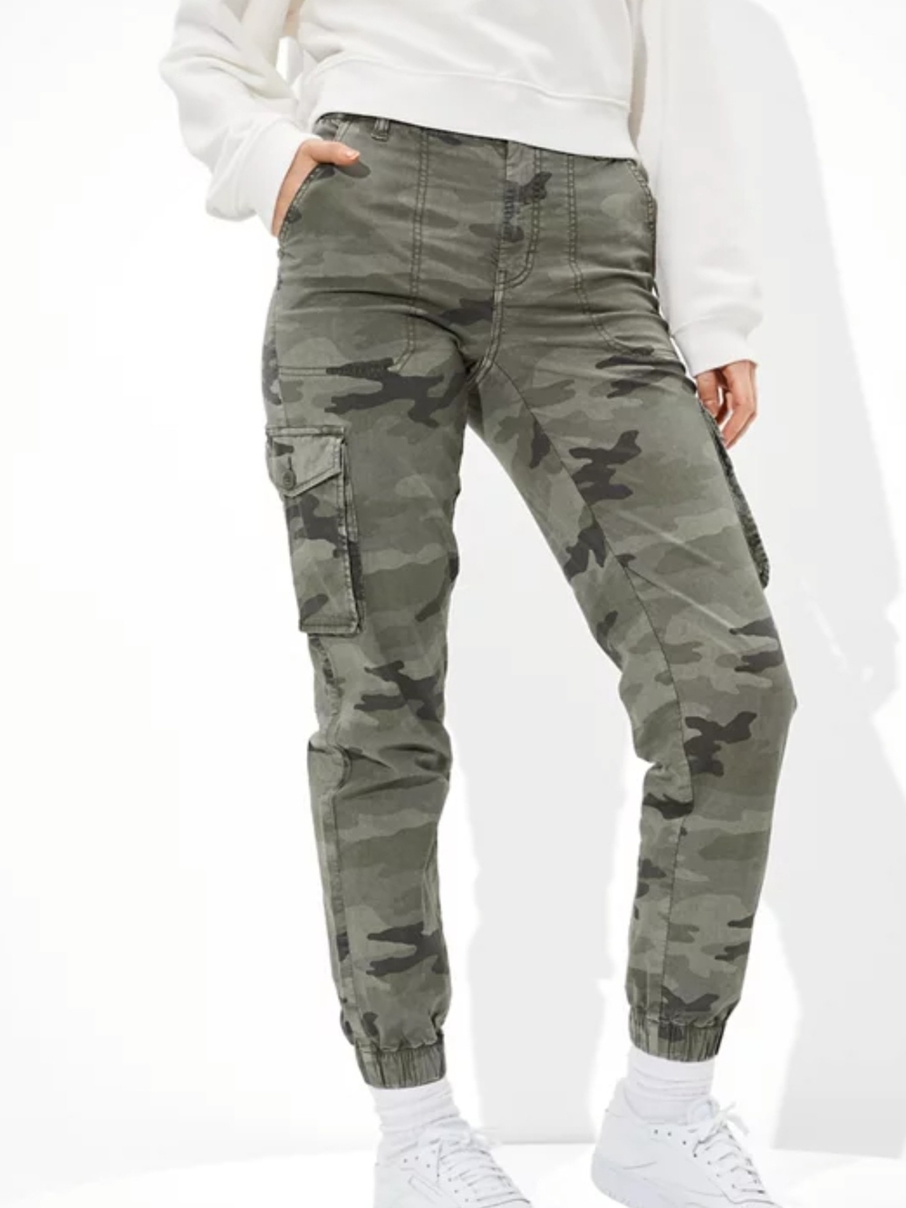 American Eagle Women Green Camo Baggy Jogger Pants Stretch Relaxed Size 00 28"